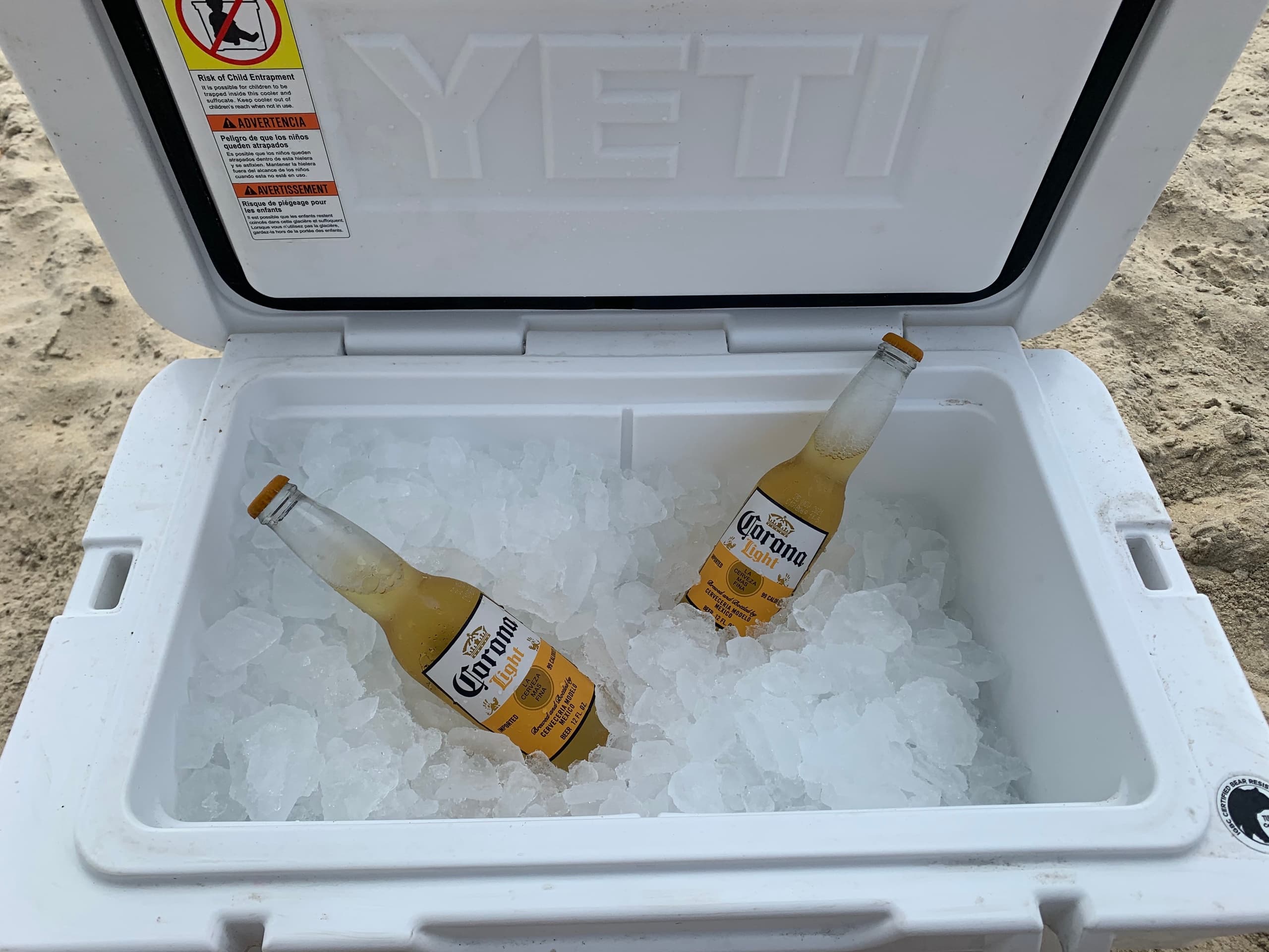 Outdoor Gear & Accessories: Sun Ease Rentals Yeti Cooler
