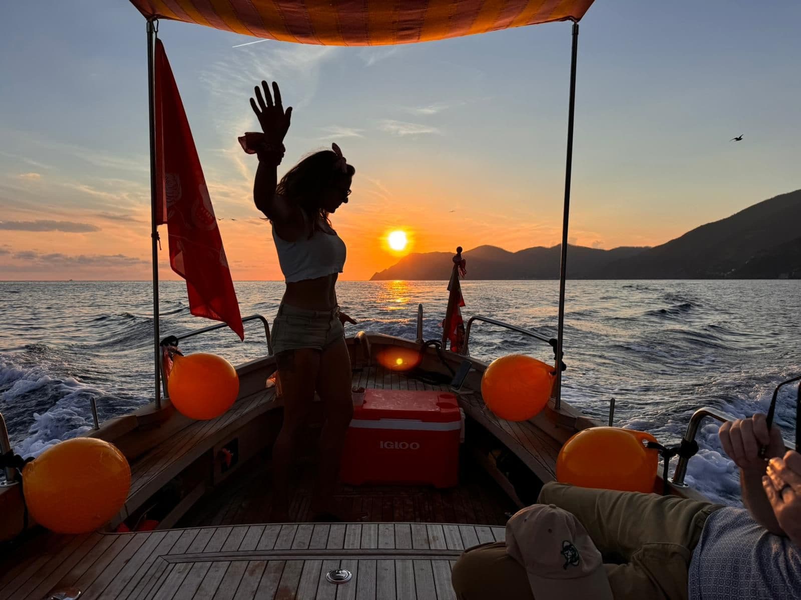 Coastal Boat Tours in La Spezia with Hyena 5 Terre