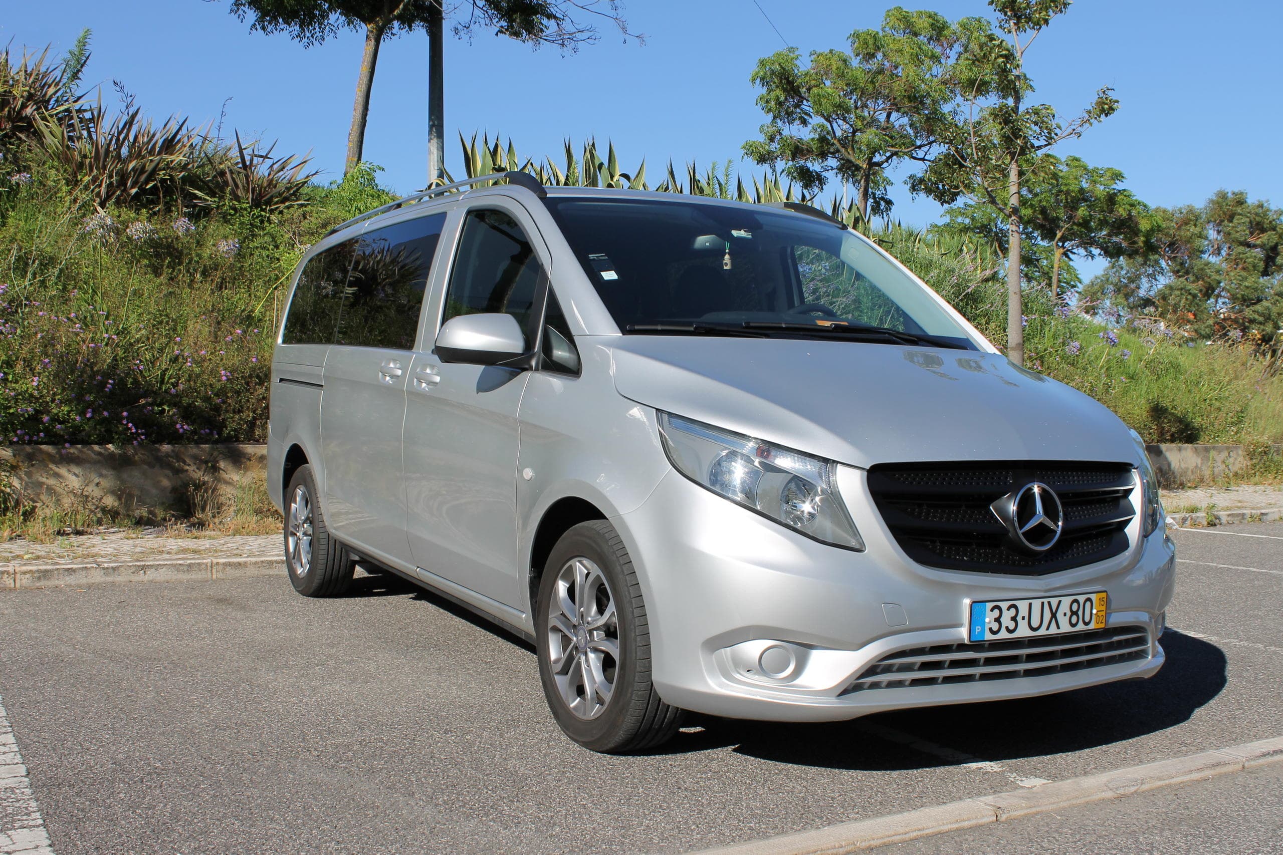 Smooth Lisbon Transfers with Fantastic Ride