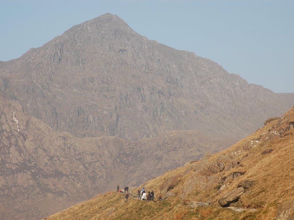 Rhyd Ddu Hike: Remote Snowdonia Route via Lechog and Bwlch Main
