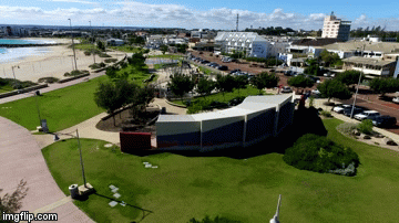 Experience the Ultimate Beachside Social Stay at Geraldton's Women's Seven Bed Dorm
