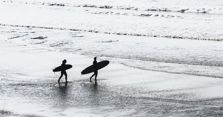 Water Activities & Cayton Bay Surf Lesson at Scarborough Surf School