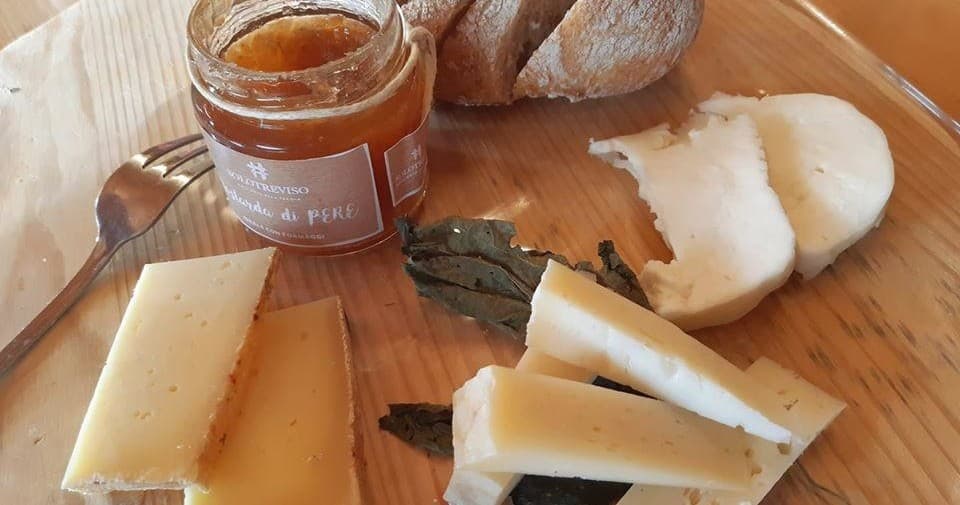 Culinary Land Adventure: Prosecco & Cheese Tasting in Italy