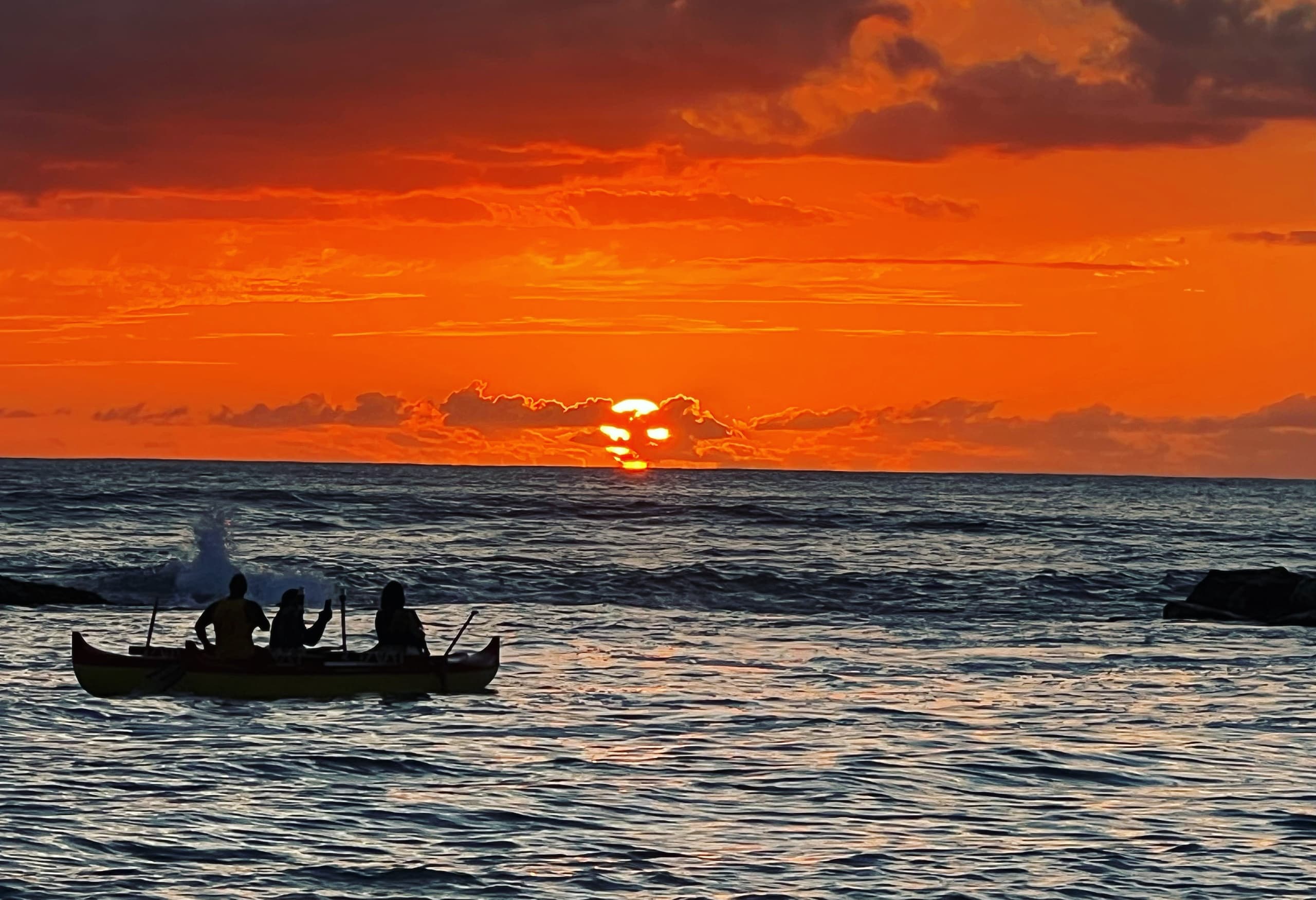 Traditional Canoe Ride with Royal Hawaiian Beach Services in Ko Olina