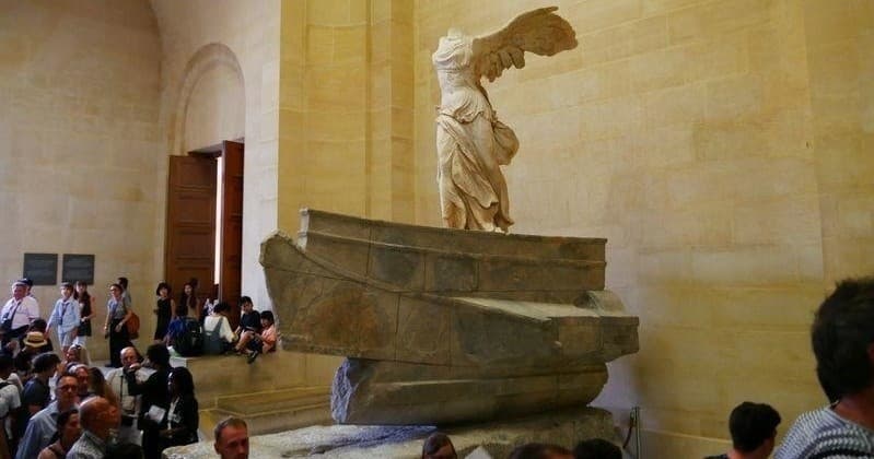Museum Tours & Cultural Highlights with Universal Tour Guide