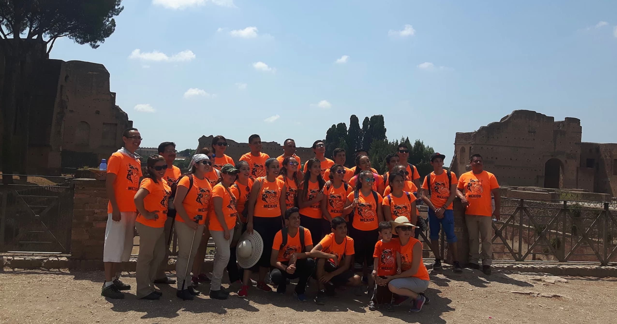 St. Peter’s Basilica: Spanish Guided Tour to the Pietà, Baldachin, and Vatican Grottoes