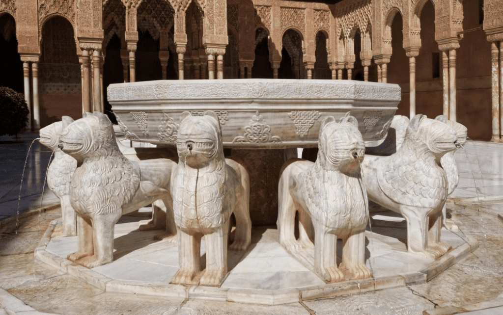 Guided Audio Tour of Alhambra by Grupo Xplorer in Granada