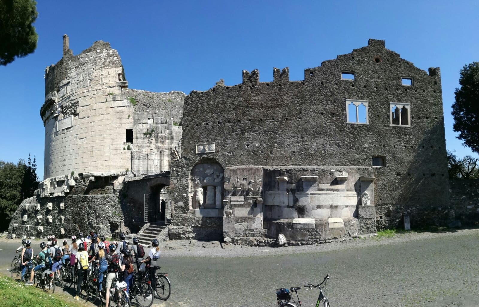 Historic City Bike Ride on Appia Antica with EcoBike Roma
