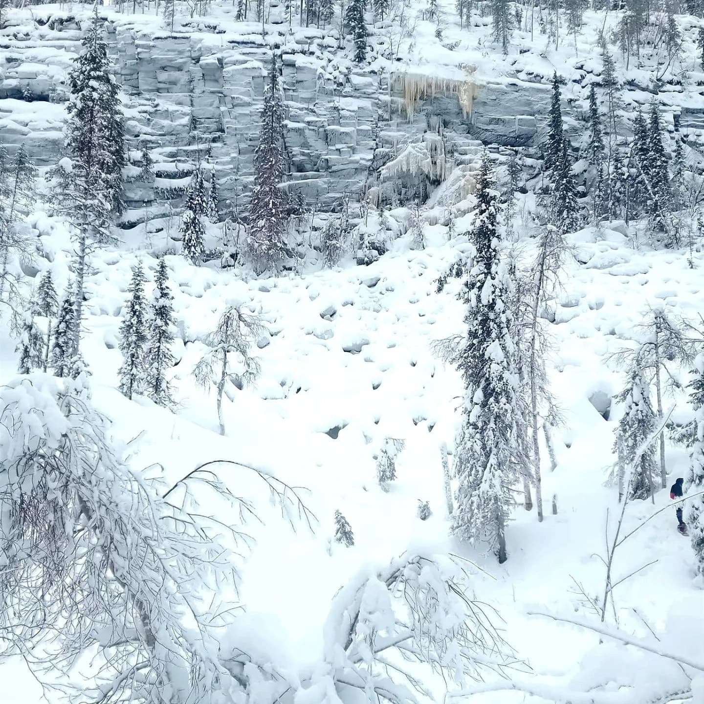 Frozen Curtains and Arctic Light: Winter Photography Hike in Korouoma Canyon photo 1