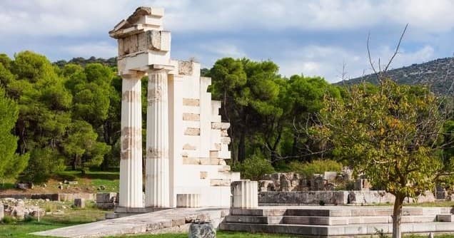 Cultural Land Adventure: Greek Highlights with Unique Greek Tours