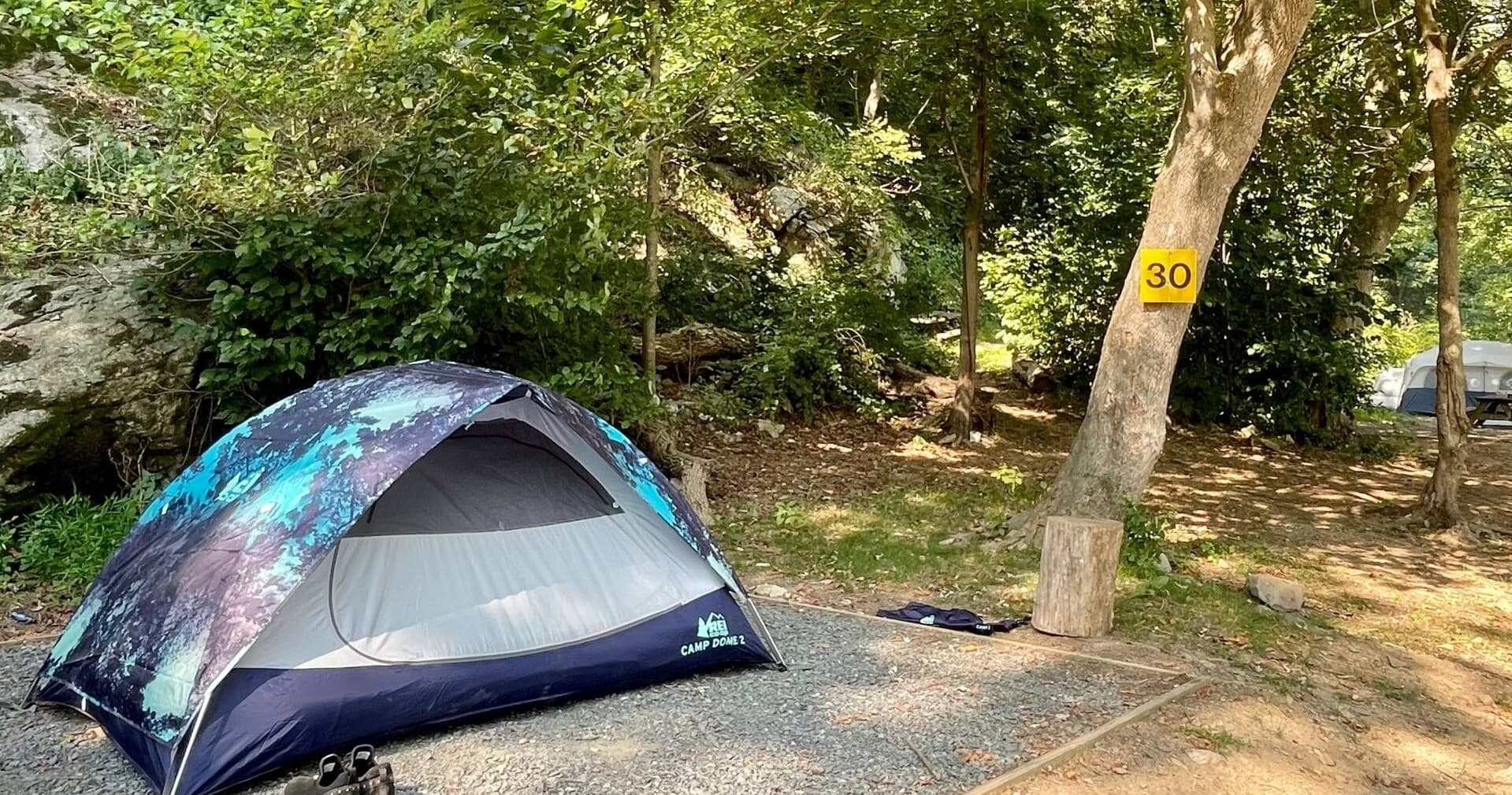 Mountaintop Double: Harpers Ferry Mountaintop Campsite with River Access
