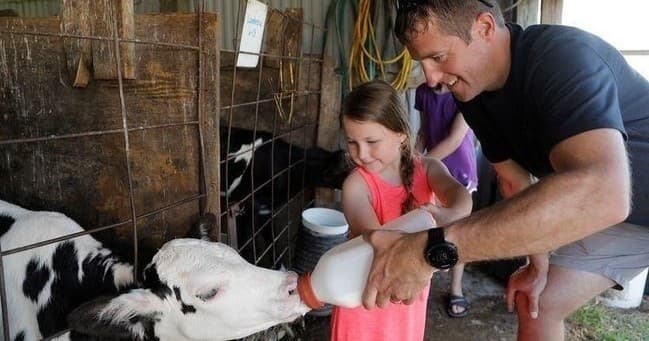 Farm-to-Table Adventure at Hansen's Dairy