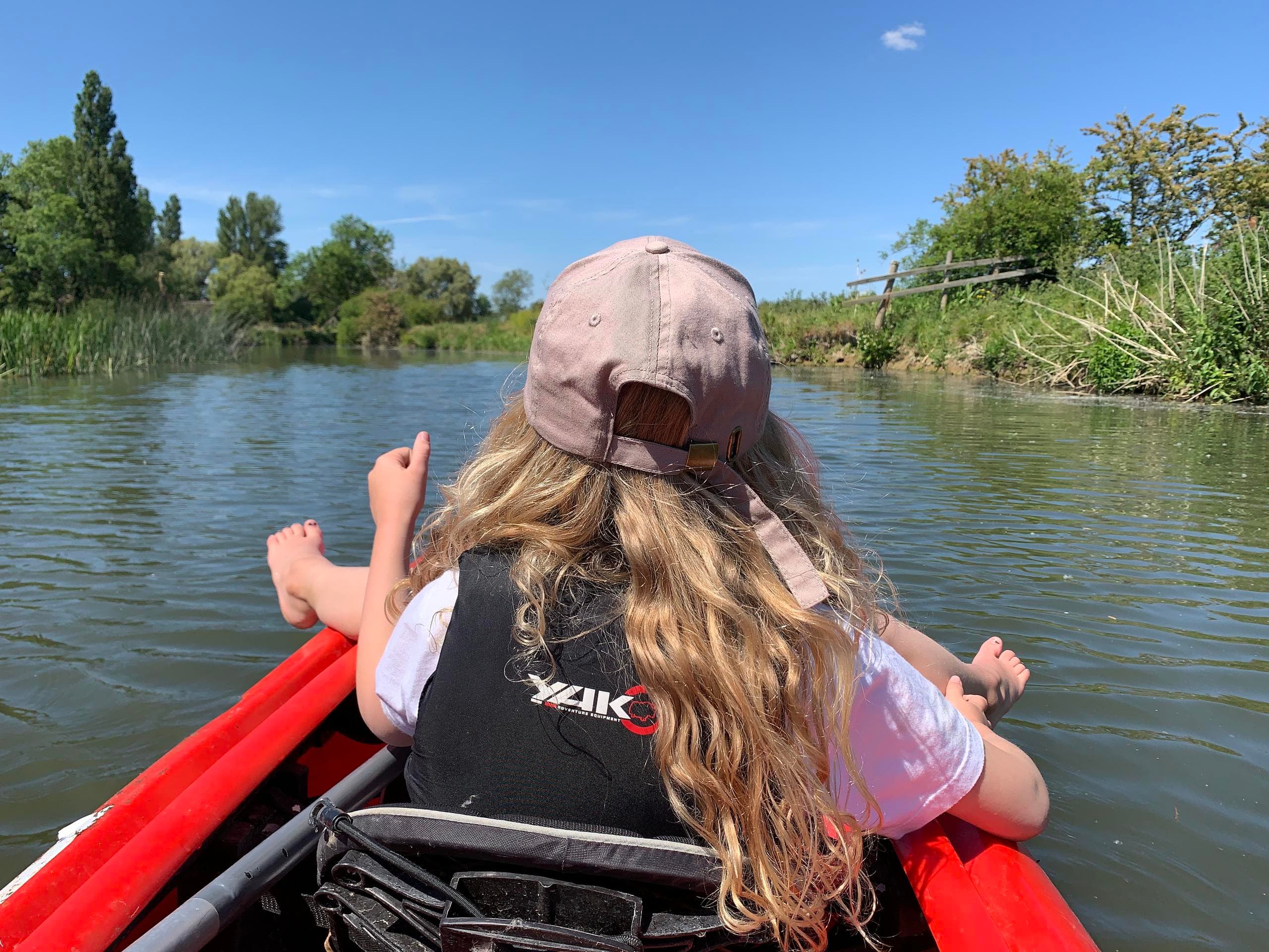 Canoe the Thames River with Cotswold Canoe Hire Ltd