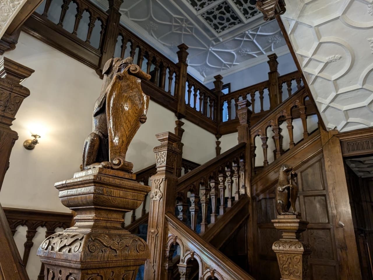 inside-the-charles-pillsbury-mansion-happy-hour-with-a-preservationist-minneapolis photo 2