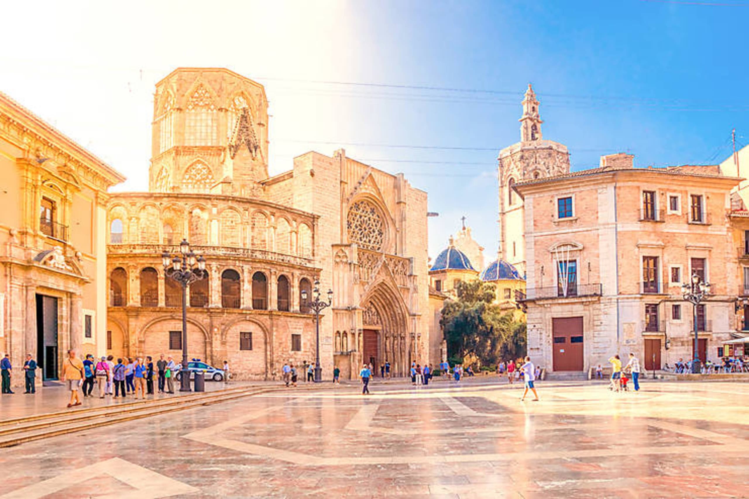 Valencia Day Trip with Discovering Spain from Alicante