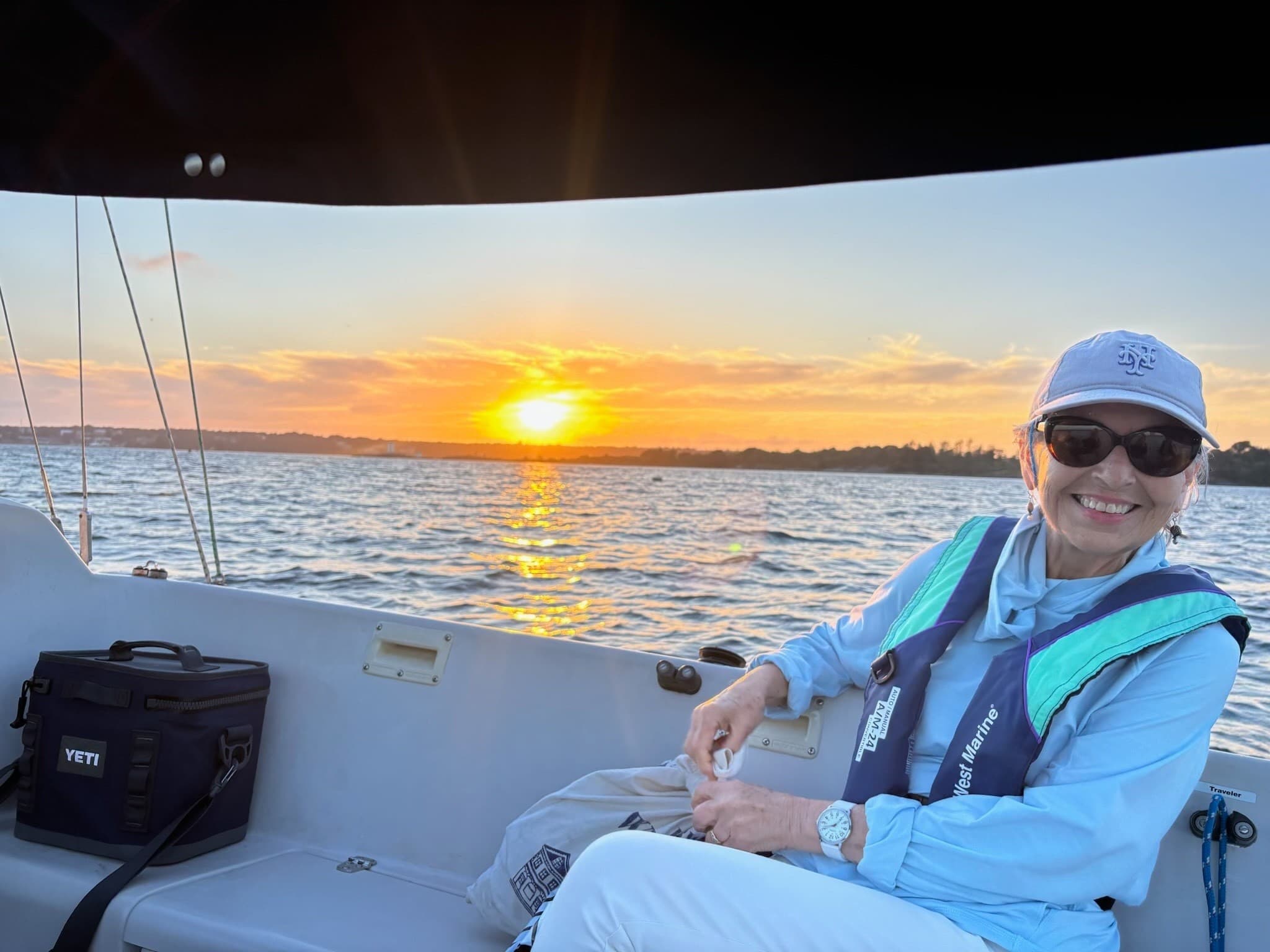 Relaxing Sunset Sail on Narragansett Bay — Jamestown Evening Cruise