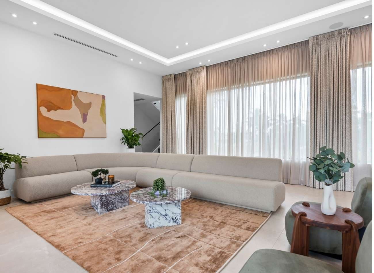 VILLA RUBY: Private 9-Bedroom Miami Estate with Pool & Spa photo 2
