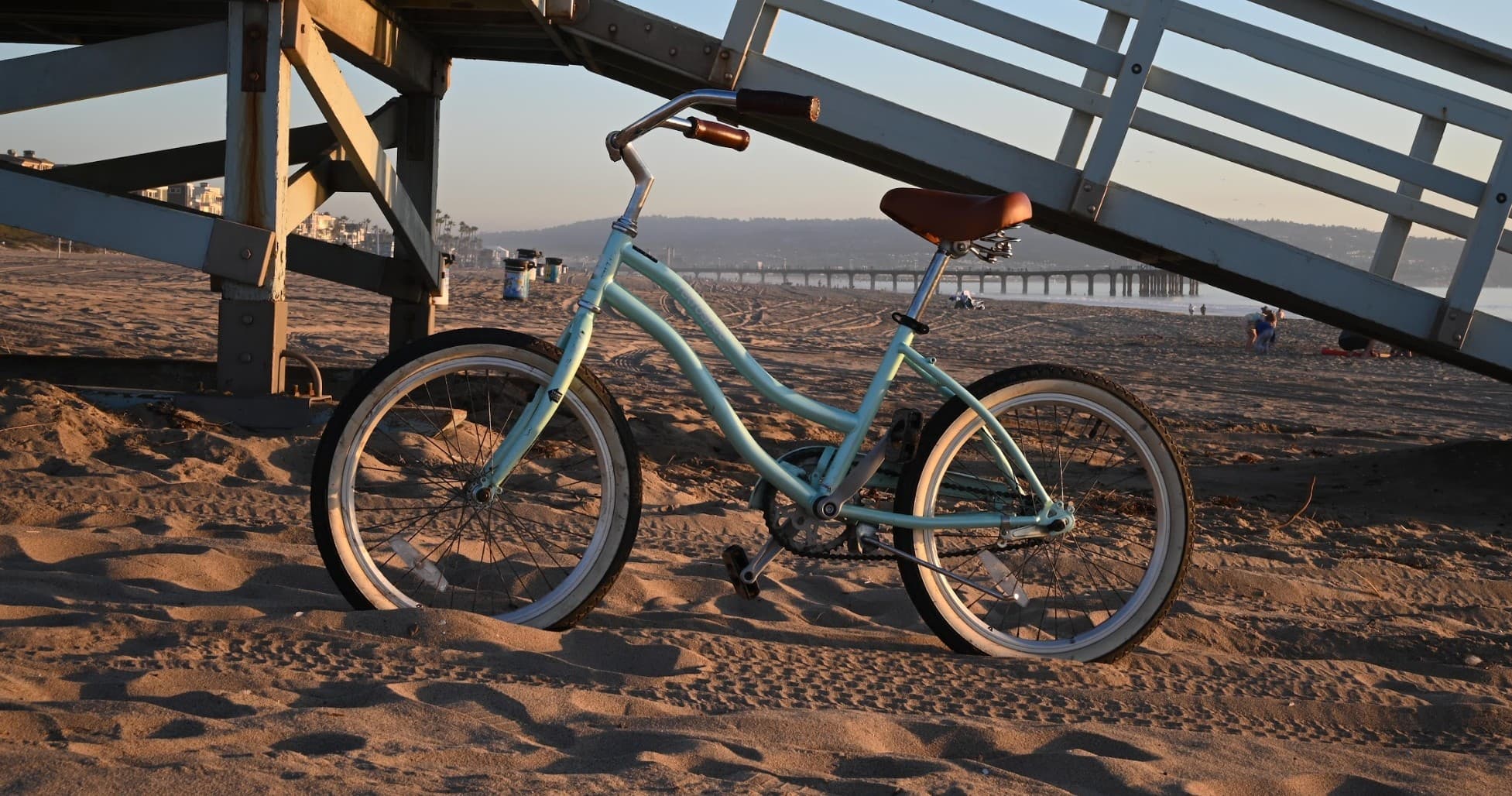 20 Kids Beach Cruiser Fun in Manhattan Beach, CA
