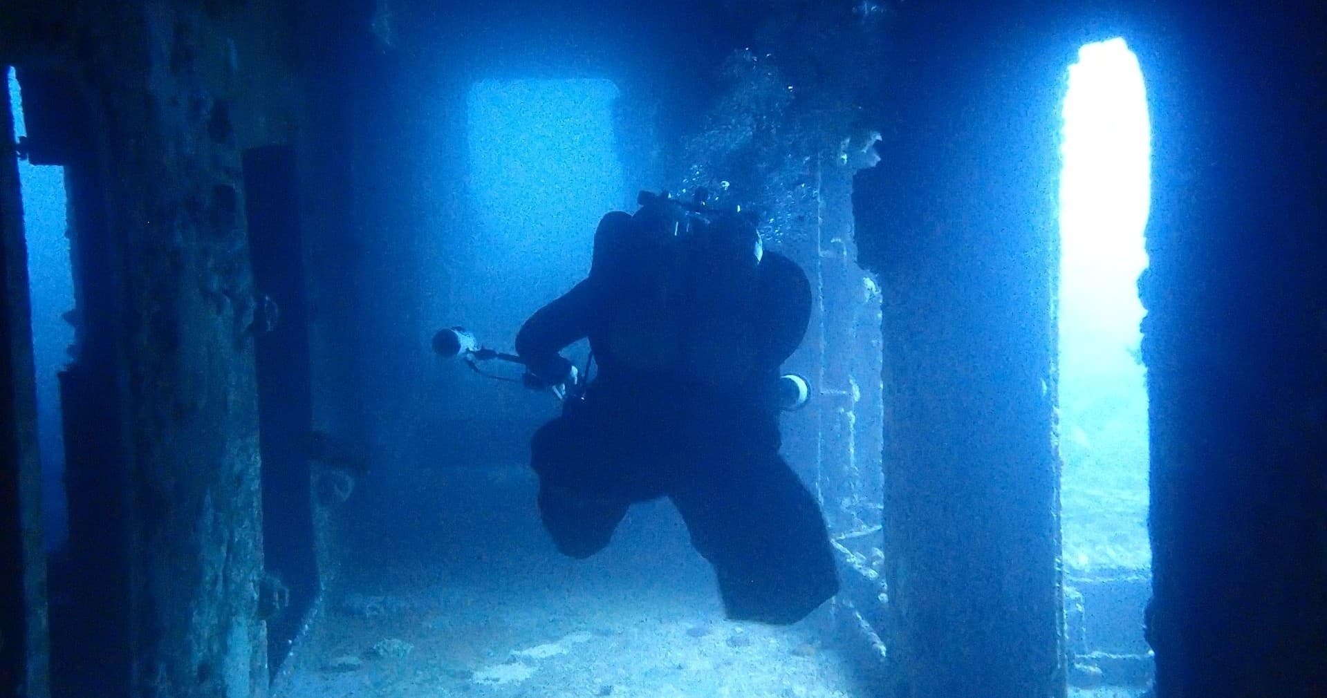 Water-Activities at Delta Sea Divers: Advanced Nitrox Diving Experience
