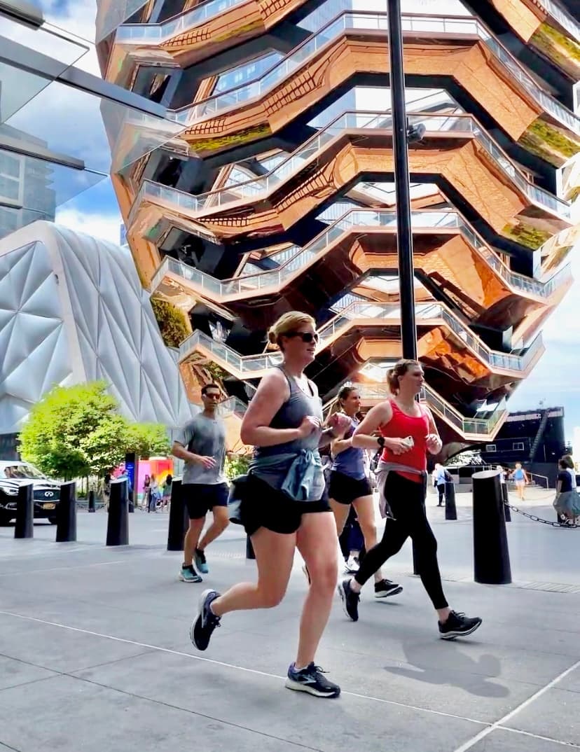 Outdoor Running Adventure: Hudson & Highline Tour in NYC