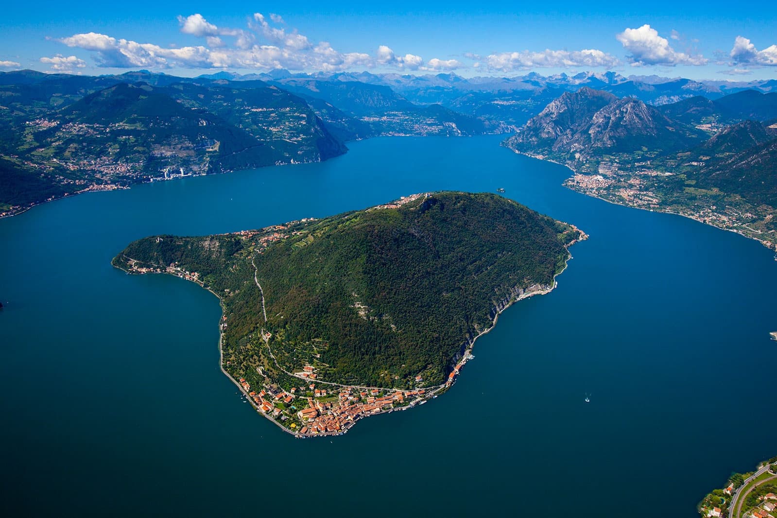 Water Activities at Giro di Monte Isola: Iseo Lake Adventure