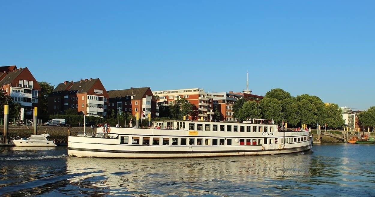 Boat Charters Experience with Unionpier in Nordenham