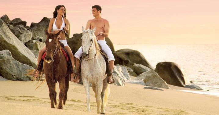 Beach Horseback Rides with Virginia Beach Horseback