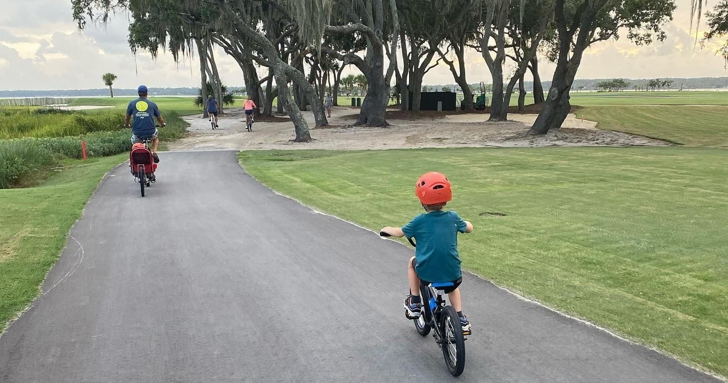 Discover Hilton Head Island on Wheels: Four Hour Bike Rentals for Scenic Adventure