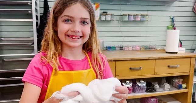 Creative Kids Activity at Slime Bar in Green Bubble Gorgeous