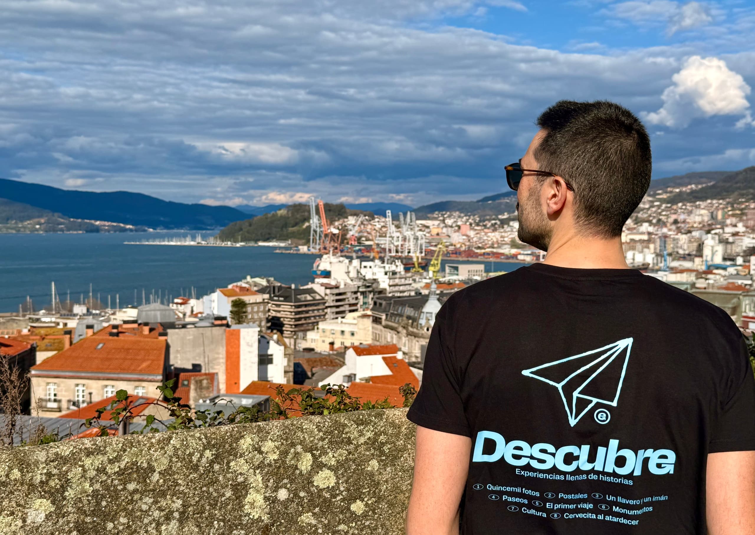 Walking Tour in Vigo with Descubre Tours
