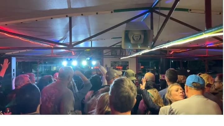 Water Activities & Songo River Queen II: Sunset Dance Cruise in Long Lake