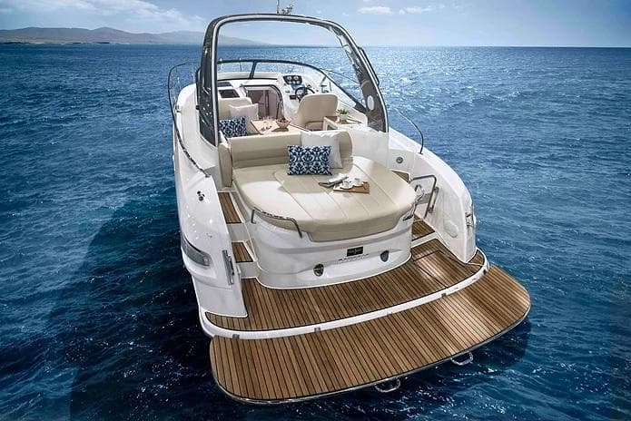 Explore Lake Garda Aboard the Bavaria s29 Sportivo Daycruiser