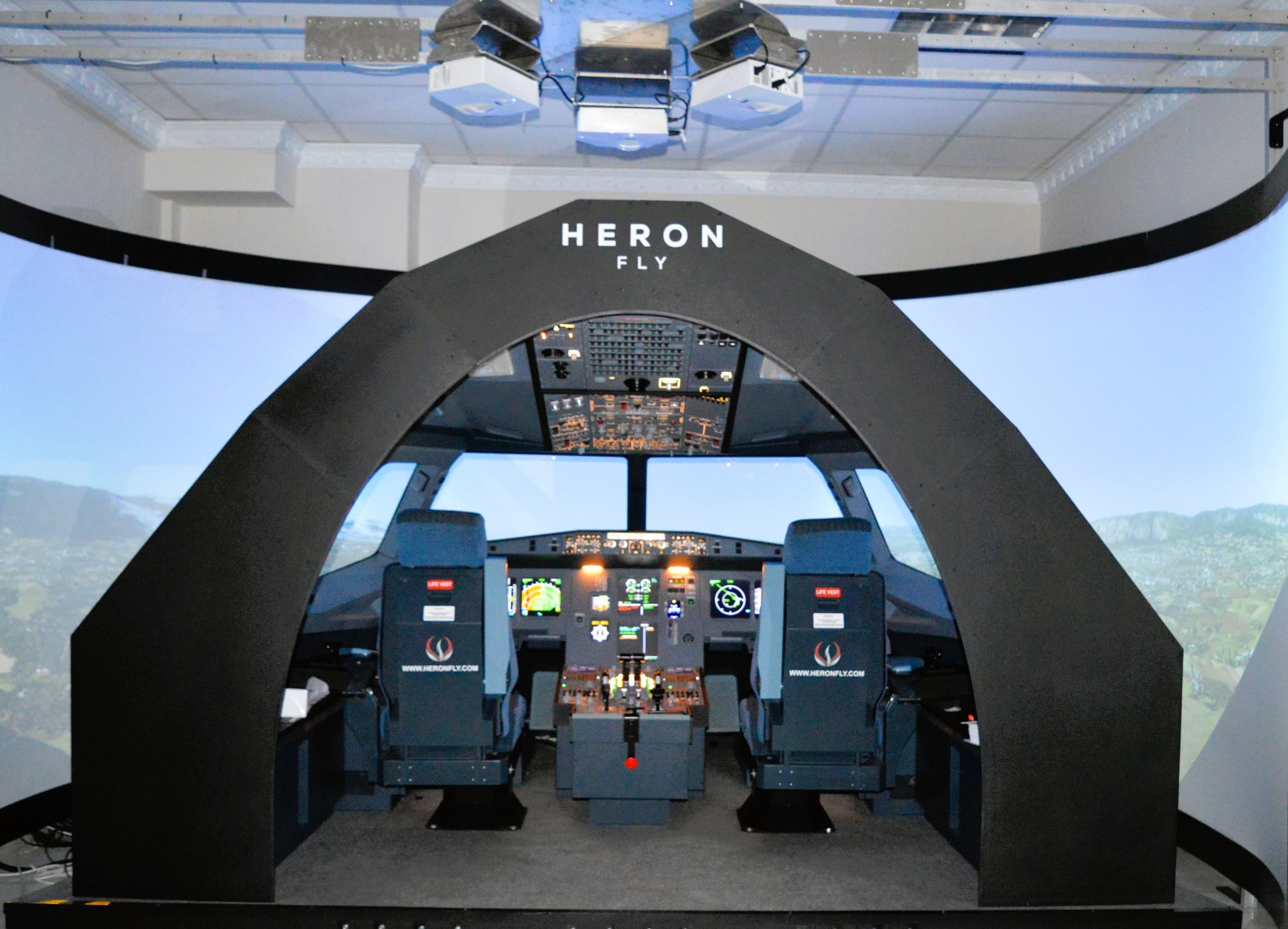 High-Fidelity A320 Simulator Sessions in Sevilla: Fly a Full Cockpit