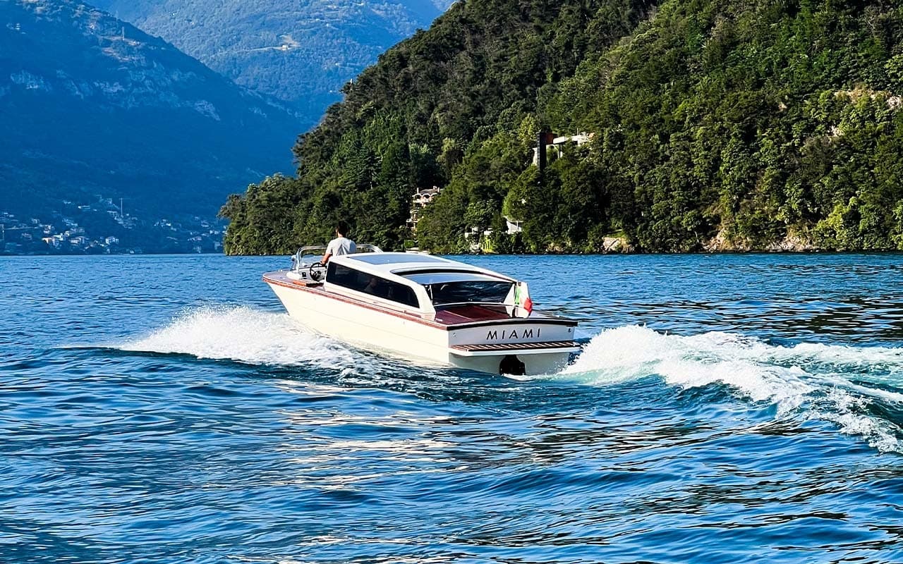 Lake Como Boat Tour by Como Boat Experience: Discover Water Adventures