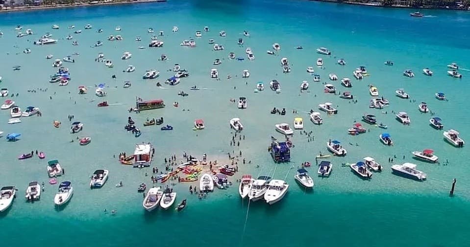 Fort Lauderdale Sandbar Party: Ultimate Boat Rental Fun