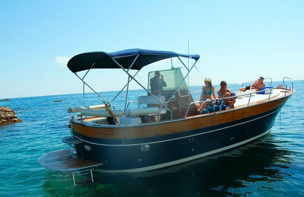 Sailing Adventure with Custom Sailing in Palamós