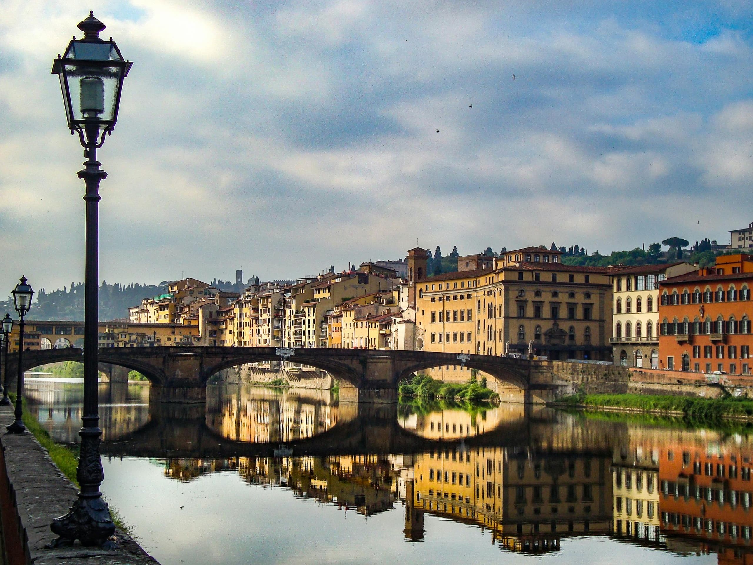 Discover Florence in Style: Private Golf Cart Tour with Local Guide