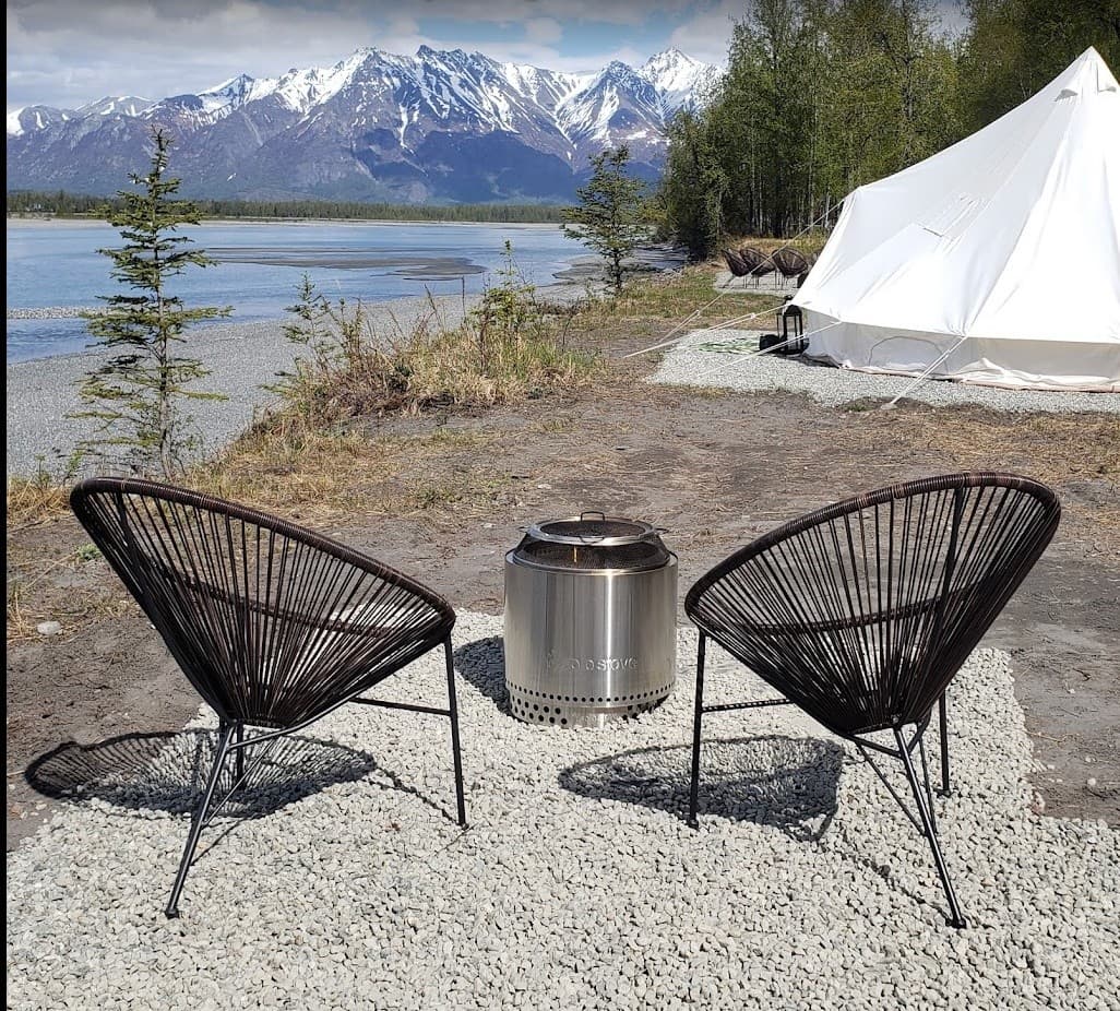 Knik River Paddle to Lulu’s Tents: Live Music, Glacial Views & Riverside Glamping photo 4
