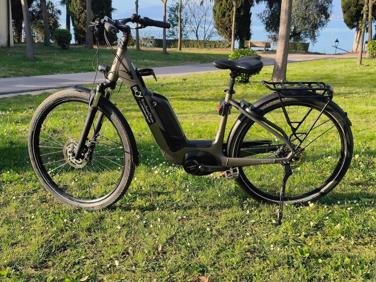 Effortless E-Biking with Bella Italia Cycling in Veneto