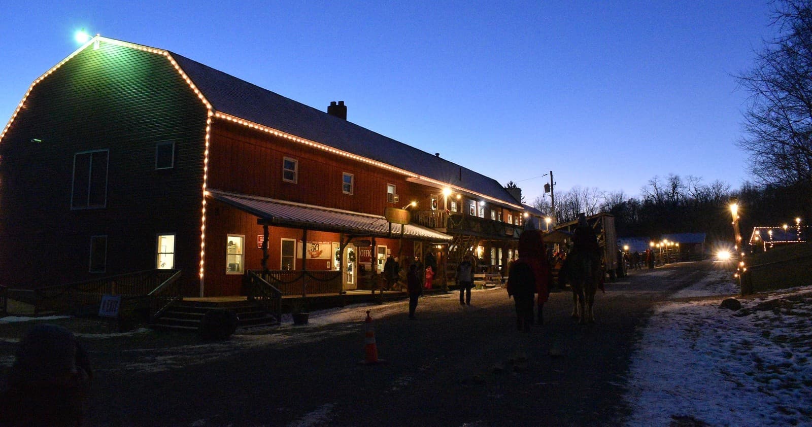 Experience the Magic of A Country Christmas at Marmon Valley Farm in Zanesfield, Ohio