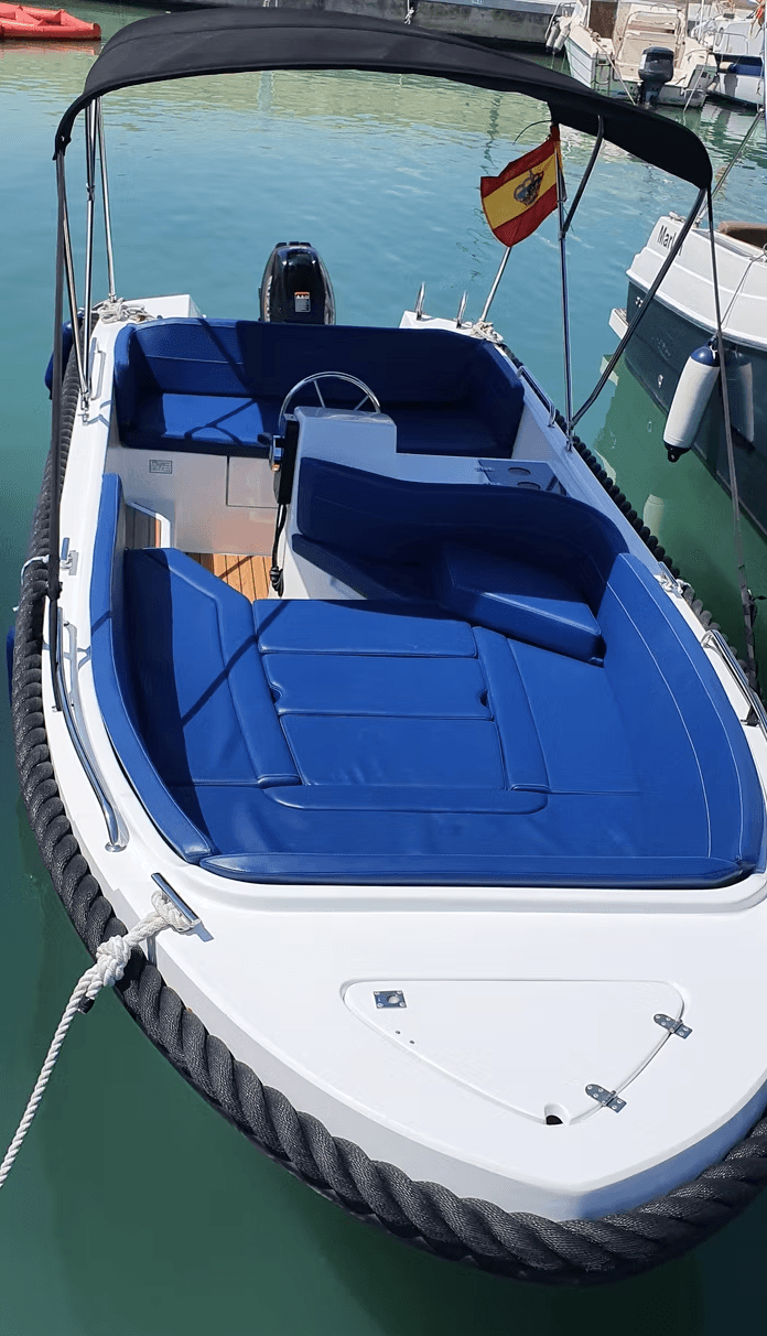 Havanna: Private Silver YATCHS 500 Charters from Can Picafort for Sun, Swim, and Sea photo 2