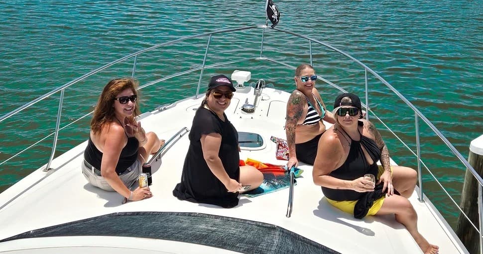 Boat Charters: Rockstar Yachts’ Luxury 6-Hour Private Cruise