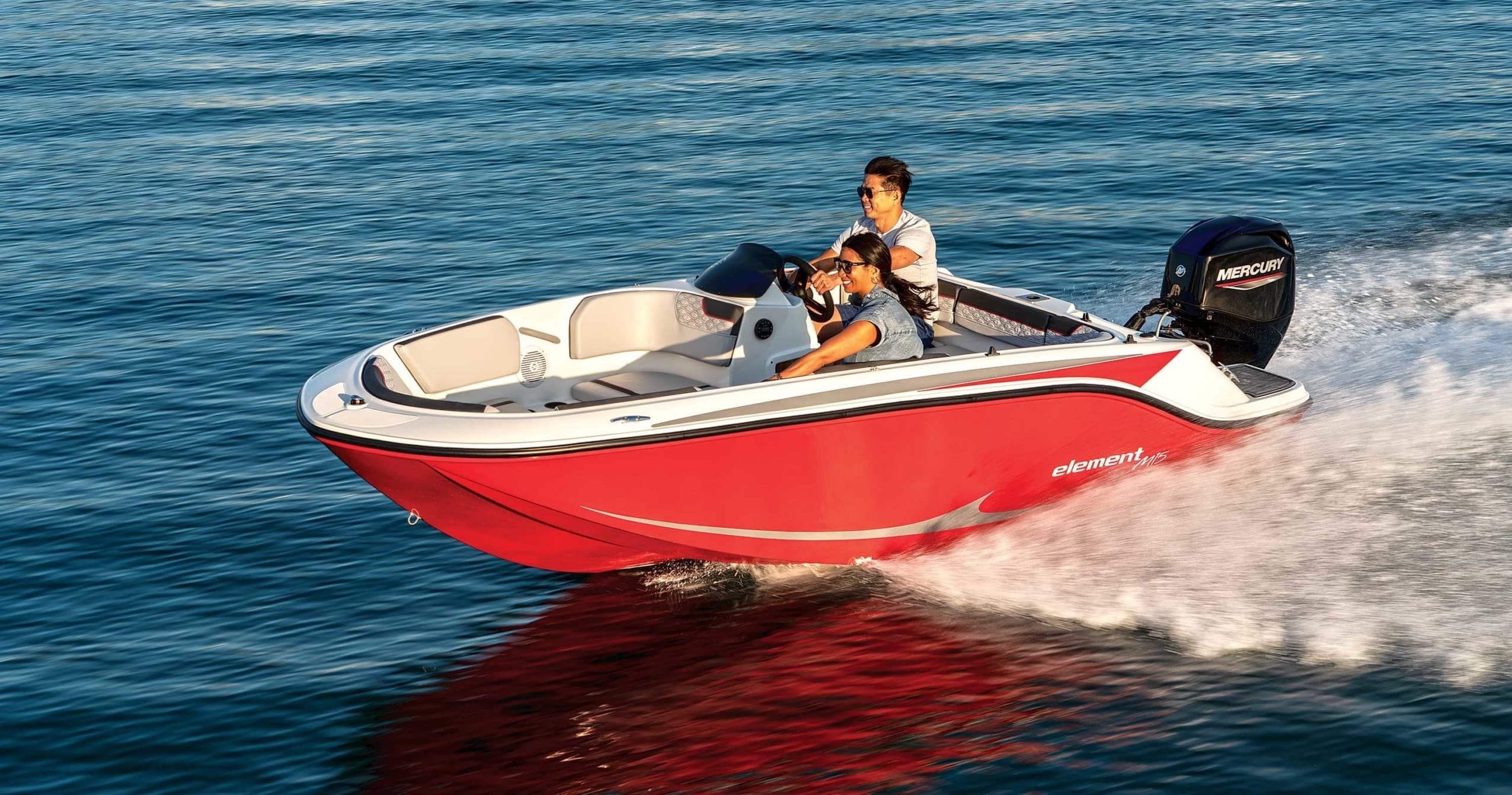 Water Activities in Kelowna: Bayliner Element M15 on Okanagan Lake