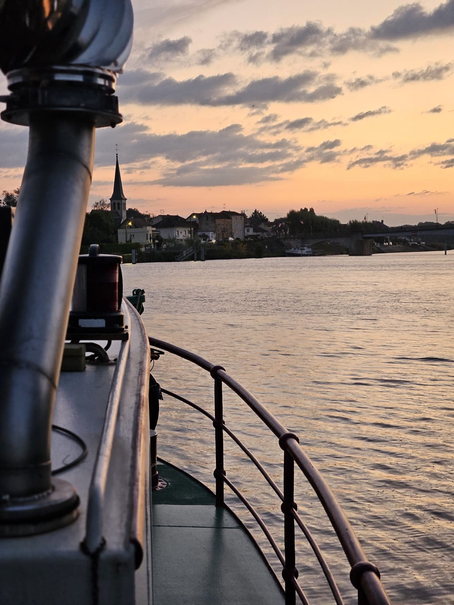 Luxury River Journey with Croisières Maïtena on Doubs River