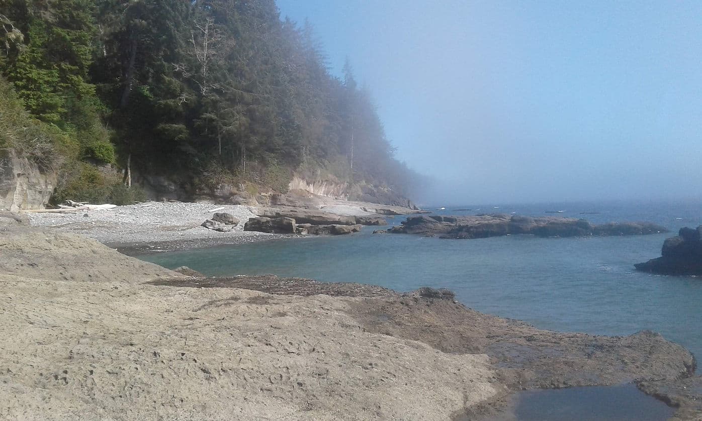 Hiking & Sightseeing with Chin Beach Tours in Mystic Beach