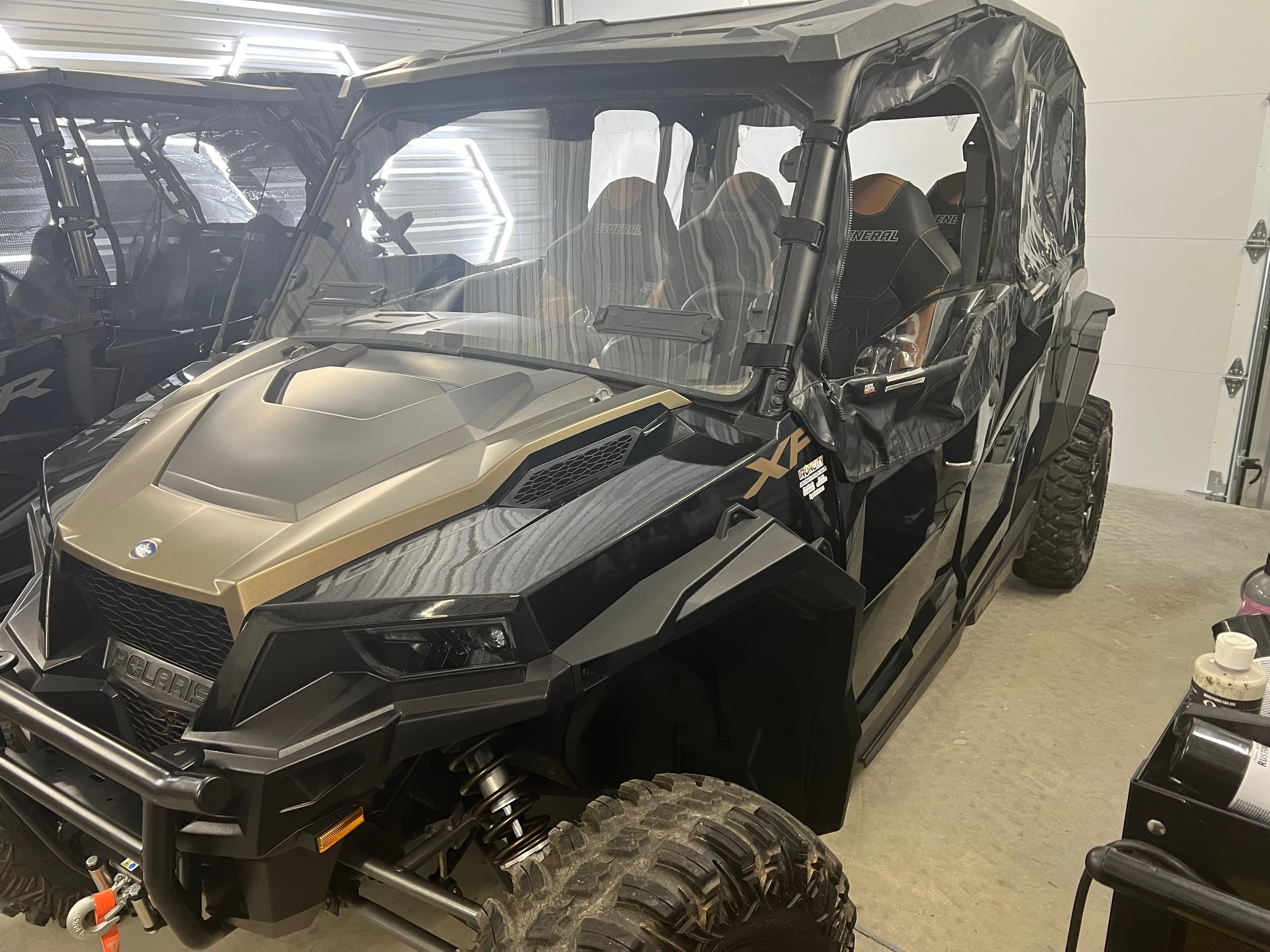 Explore Orondo with the 2022 Polaris General XP4 1000 Adventure