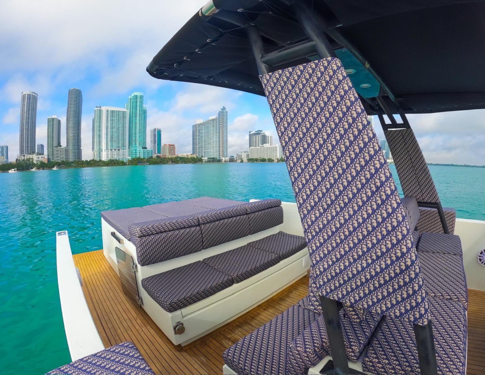Water Activities & Yacht Rental at DiorYacht in Fort Lauderdale