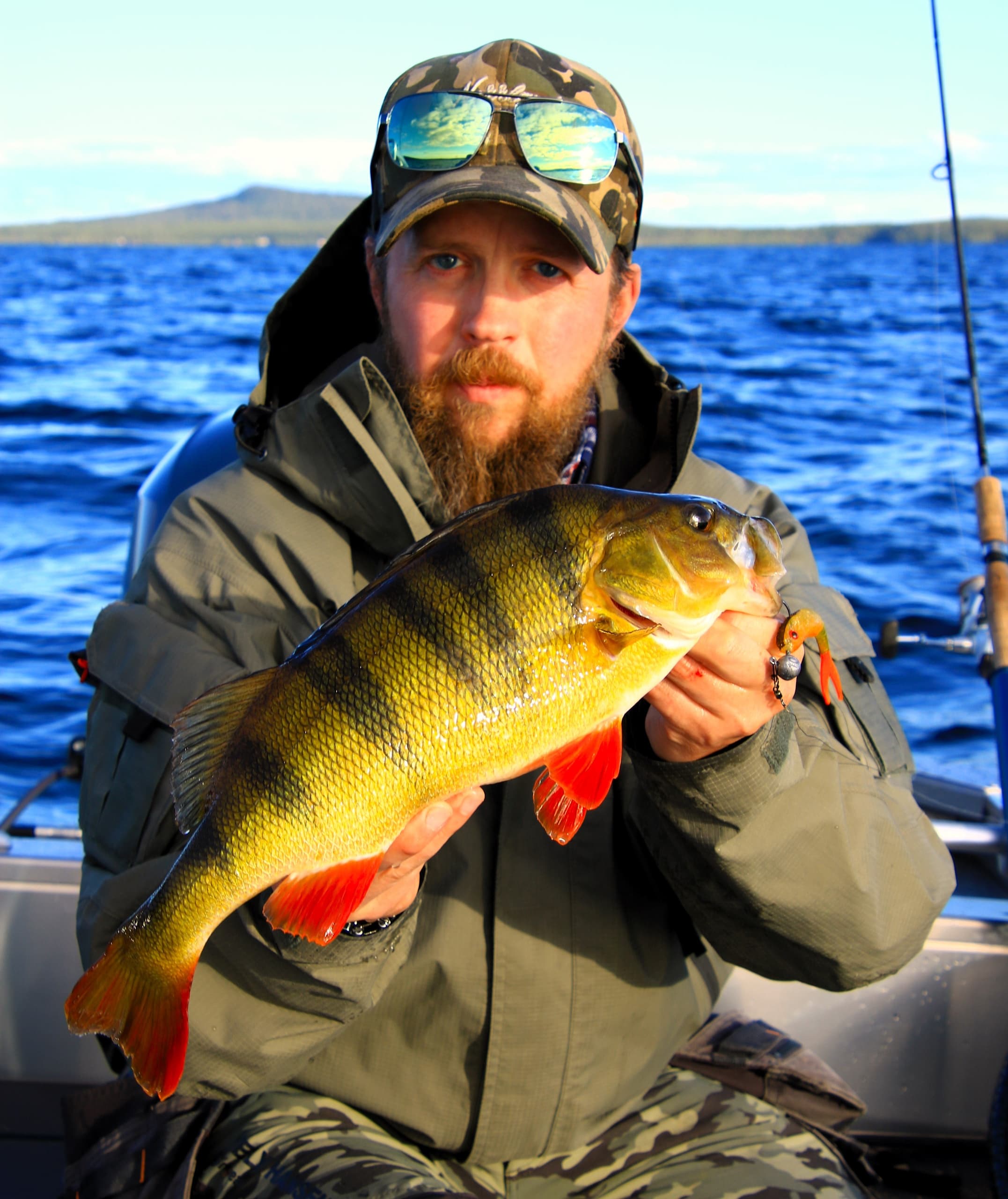 Fishing Tour with Coffee at Jukkasjärvi VildmarksTurer AB