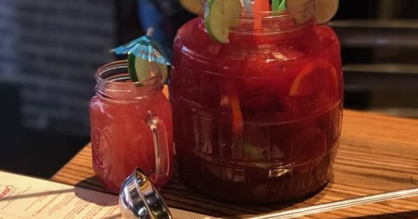 Capture Stunning Moments on the Party In a Jar Photo Tour in Henderson