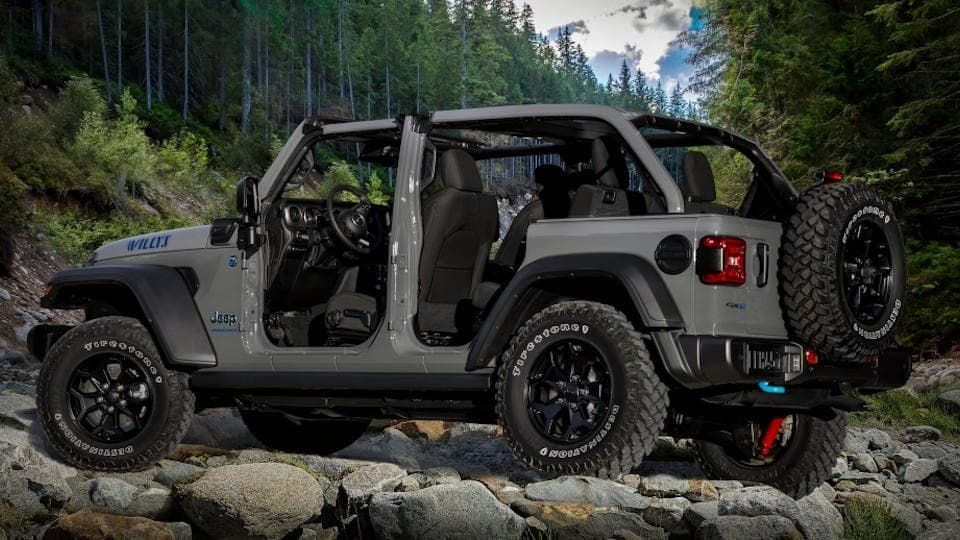 Open Jeep Rocky Mountain Adventure: Private High-Alpine Jeep Tour from Estes Park photo 1